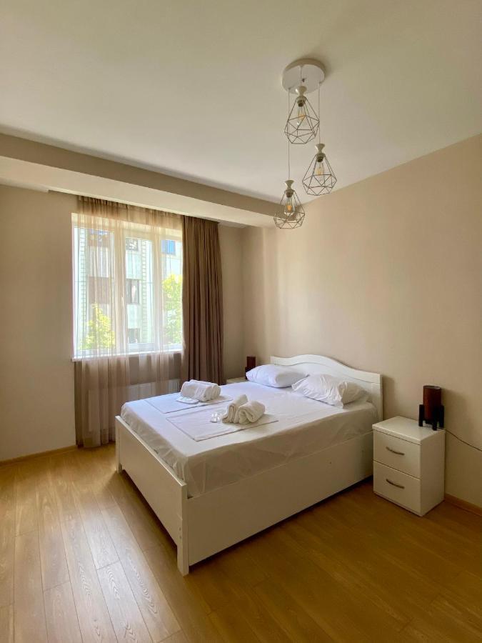 Liberty Apartment Tbilisi Exteriör bild